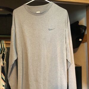 Nike long sleeve shirt